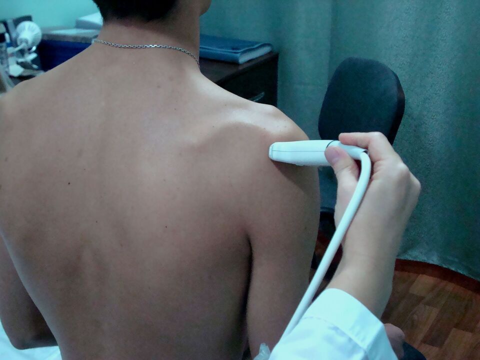 trattamento dell'artrosi della spalla